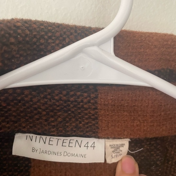 Fall coat - Picture 4 of 4